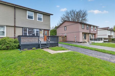 For Lease - 357 Pompano Court, Oshawa, Ontario - Photo 5