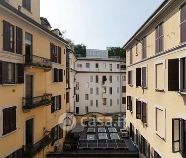 Quadrilocale in Affitto in Via Rovello a Milano - Photo 1