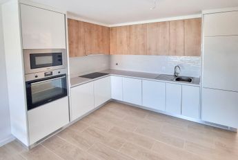 Moradia T3 Duplex para Arrendamento Anual em Algoz