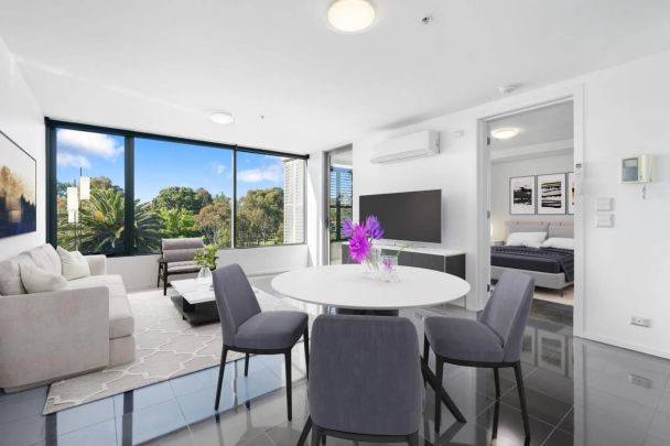 Elevated Luxury Apartment in Boutique Building - Photo 1