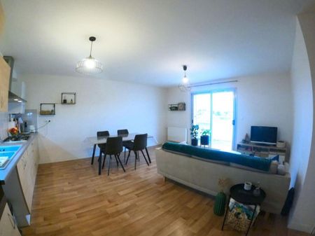 Location Appartement 3 pièces 67m² POITIERS 86000 - Photo 2