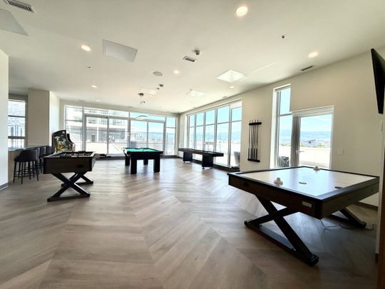 1 Bdrm at Water St. by the Park: Brand New! - Photo 1
