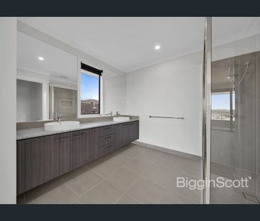 5 Palermo Street, Clyde, Vic 3978 - Photo 2