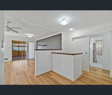 16 Bernier Close, Waikiki, WA 6169 - Photo 4