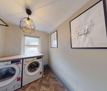 1 bedroom in a house share to rent - Photo 6