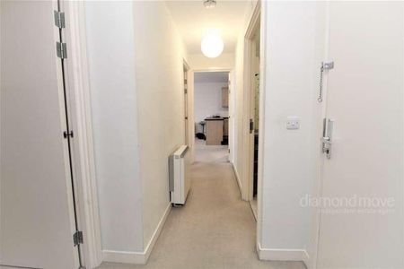 Prince Regent Road, Hounslow, TW3 - Photo 3