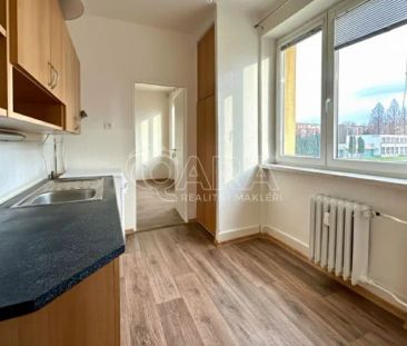 Pronájem bytu 2+1 se zaskleným balkonem, Karviná Mizerov, ul. Zahra... - Photo 6