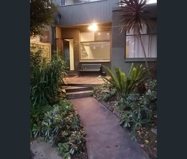 5 Kitchener Street, Mentone, Vic 3194 - Photo 5