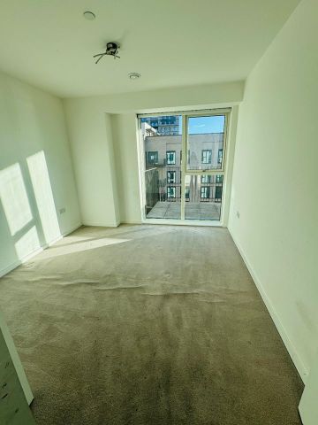 3 Bed Flat, Tyburn Gardens, E16 - Photo 3