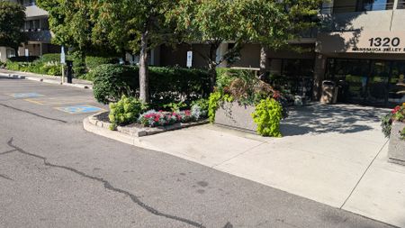 For Lease - 1320 Mississauga Valley Boulevard Unit# 1003, Mississauga, Ontario - Photo 4