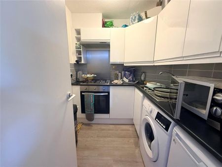 Studio to rent - Photo 4