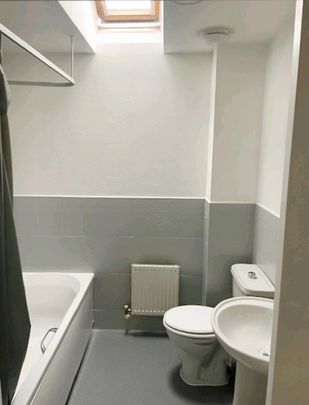 2 bedroom house to rent - Photo 1