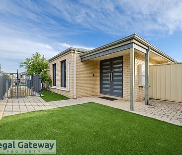 142 Lyon Road, AUBIN GROVE WA 6164 - Photo 6