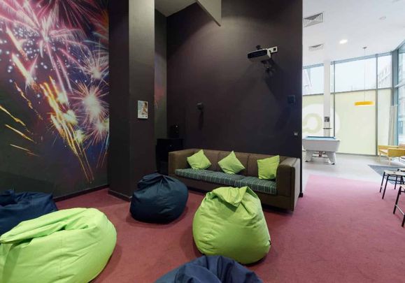 Silver Studio - Photo 1