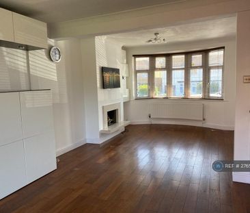 3 bedroom semi-detached house to rent - Photo 2