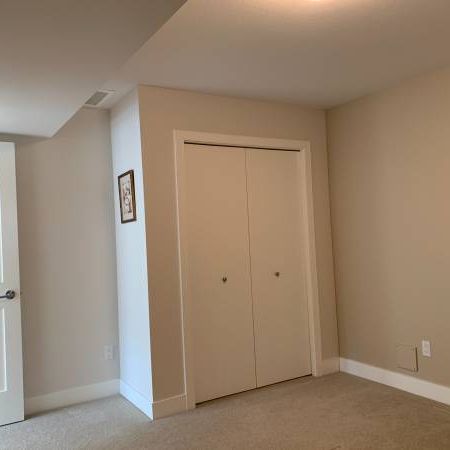 1 Bdrm Ground Level Suite - Photo 1