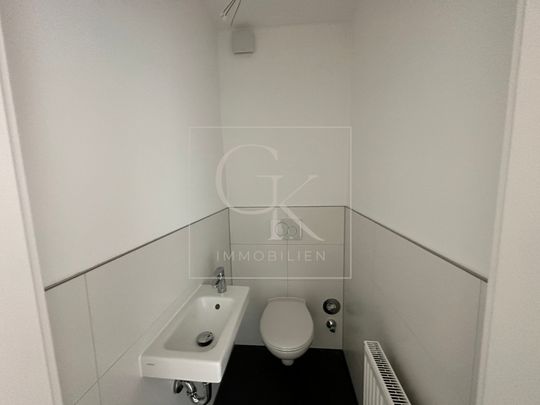 Erstbezug nach Modernisierung von großzügiger 4-Zimmer-Wohnung mit Balkon & Gäste-WC - Photo 1