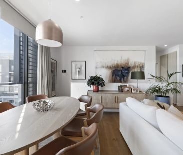 Modern Living Over Two Light-Filled Levels in Prime St Kilda Locale - Photo 1