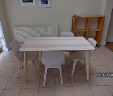 5 bedroom semi-detached house to rent - Photo 2