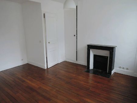 Location Appartement 2 pièces 47m² PARIS 4ème - Photo 5