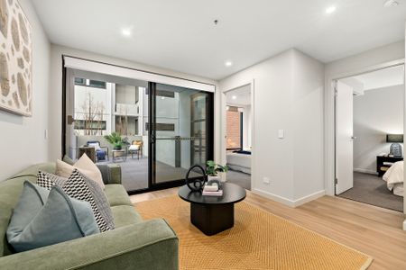 2 Bedroom, 2 Bathroom and 2 Parking in Centre of Braddon - Photo 3