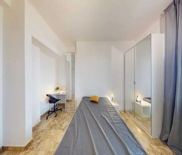 Viale Molise, Milan, Lombardy 20137 - Photo 1