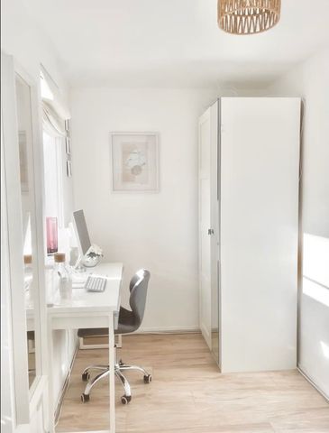 Room in a Shared House, Harlinger St, SE18 - Photo 4