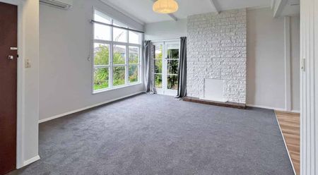 AWAPUNI- 3 BEDROOMS - Photo 2