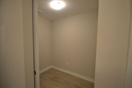 For Lease - 480 Gordon Krantz Avenue Unit# 420, Milton, Ontario - Photo 4