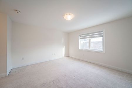 For Lease - 166 Fowley Drive, Oakville, Ontario - Photo 3