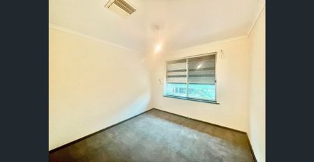 3 bedrooms home in the Heart of Paralowie - Photo 5