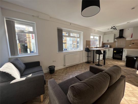 2 bedroom apartment to rent - Photo 1