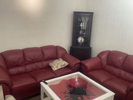 3 Bed Semi-Detached House, Hadbury Road, NG5 - Photo 2