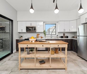 For Lease - 781 ERIE Street Unit# 404, Windsor, Ontario - Photo 5