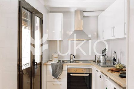 3 room luxury Apartment for rent in Barcelona, Spain - Photo 2