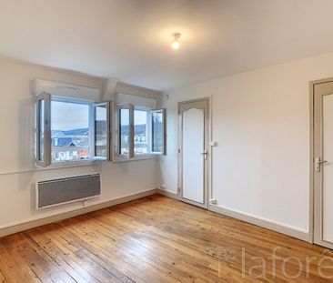 Apartment - Photo 2