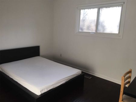 For Lease - 162 Edmonton Drive Unit# Upper, Toronto, Ontario - Photo 3