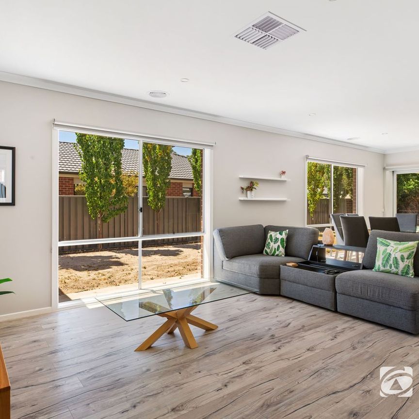 7 Langley Drive, 3551, Epsom Vic - Photo 1