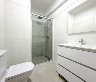 Apartamento T2 com garagem para arrendamento em Portimão! - Photo 2