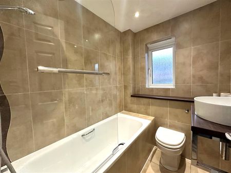 Derwent Close, Watford - Photo 3