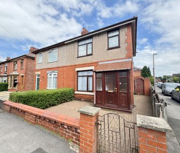 3 bedroom semi-detached house to rent - Photo 2