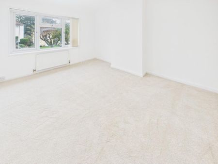 3 bedroom semi-detached house to rent - Photo 2