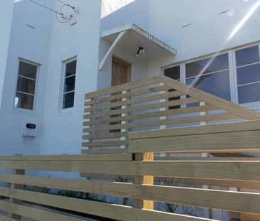 Family Home with Beautiful Views - Photo 2