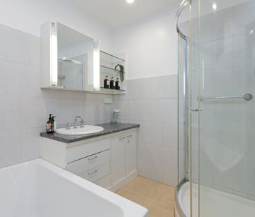 REDECORATED 2 BEDROOM HOME - Photo 5