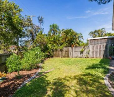 3 Bedroom Townhouse in Burleigh Waters - Photo 2