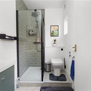 Boundary Road, SW19 - Photo 1