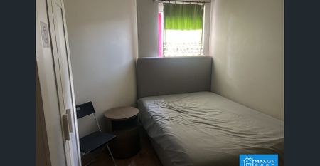 Fully Furnished 1-Bedroom with wood floor+ Private washer - Photo 3