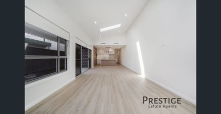 BRAND NEW DUPLEX IN PRIME LOCATION!! - Photo 2