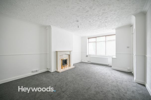 2 bed semi-detached house to rent in Little Cliffe Road, Blurton, Stoke-on-Trent ST3 - Photo 1
