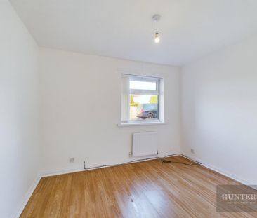 2 bedroom Bungalow To Let Total Size: 635 SQ FT - Photo 3